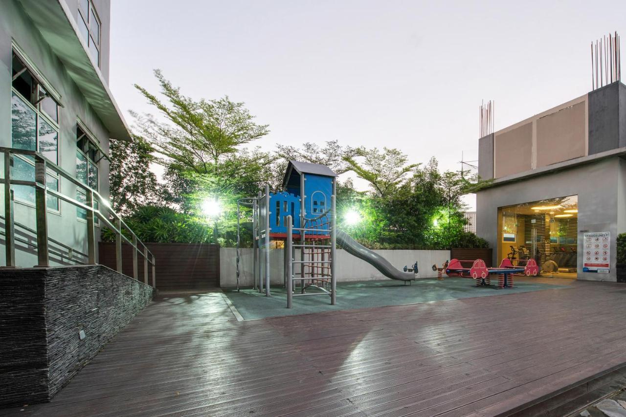 Oyo 508 Vista Wil Tower Hotel Manila Ngoại thất bức ảnh