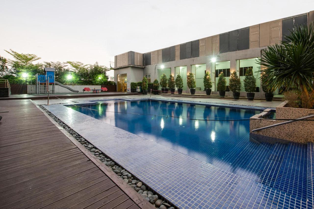 Oyo 508 Vista Wil Tower Hotel Manila Ngoại thất bức ảnh
