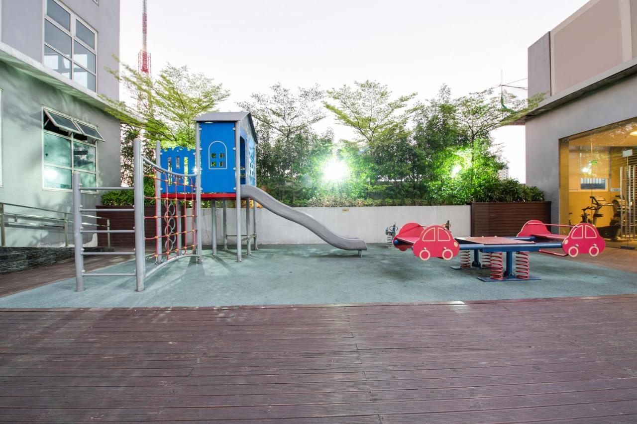 Oyo 508 Vista Wil Tower Hotel Manila Ngoại thất bức ảnh