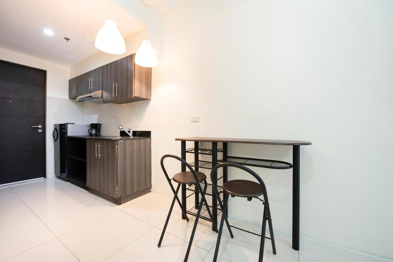Oyo 508 Vista Wil Tower Hotel Manila Ngoại thất bức ảnh